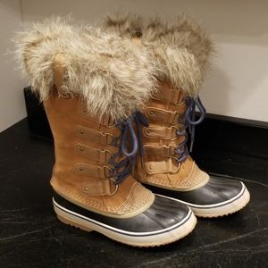 Sorel Joan of Arctic Boots - Camel Brown & Black